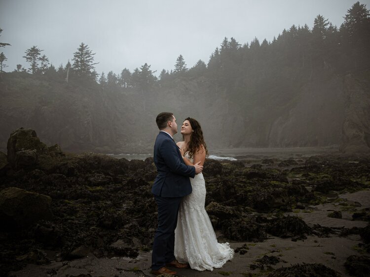 Raelin_Photographer_Washington_Coast_Sunrise_Elopement-3480.jpg