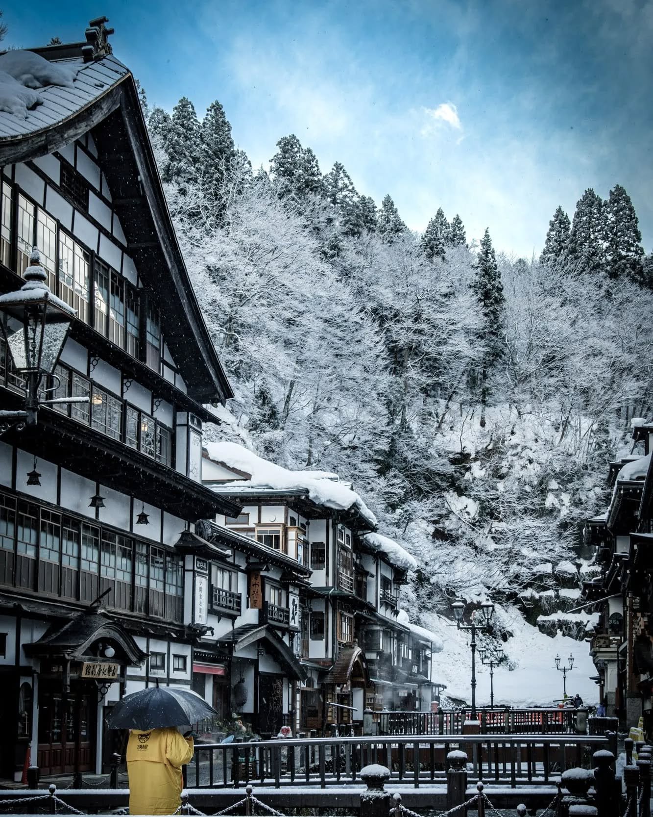 Early morning snowfalls at Ginzan Onsen.

Ginzan Onsen, Yamagata prefecture, Japan

Shot on Fujifilm X-T4, 
18-135mm f3.5-5.6 LM OIS WR

 
#winter #landscape #japan #japantravel #visitjapan #viaitjapanau #outdoorphotography #snow #xt4 #fujifilm #fuji