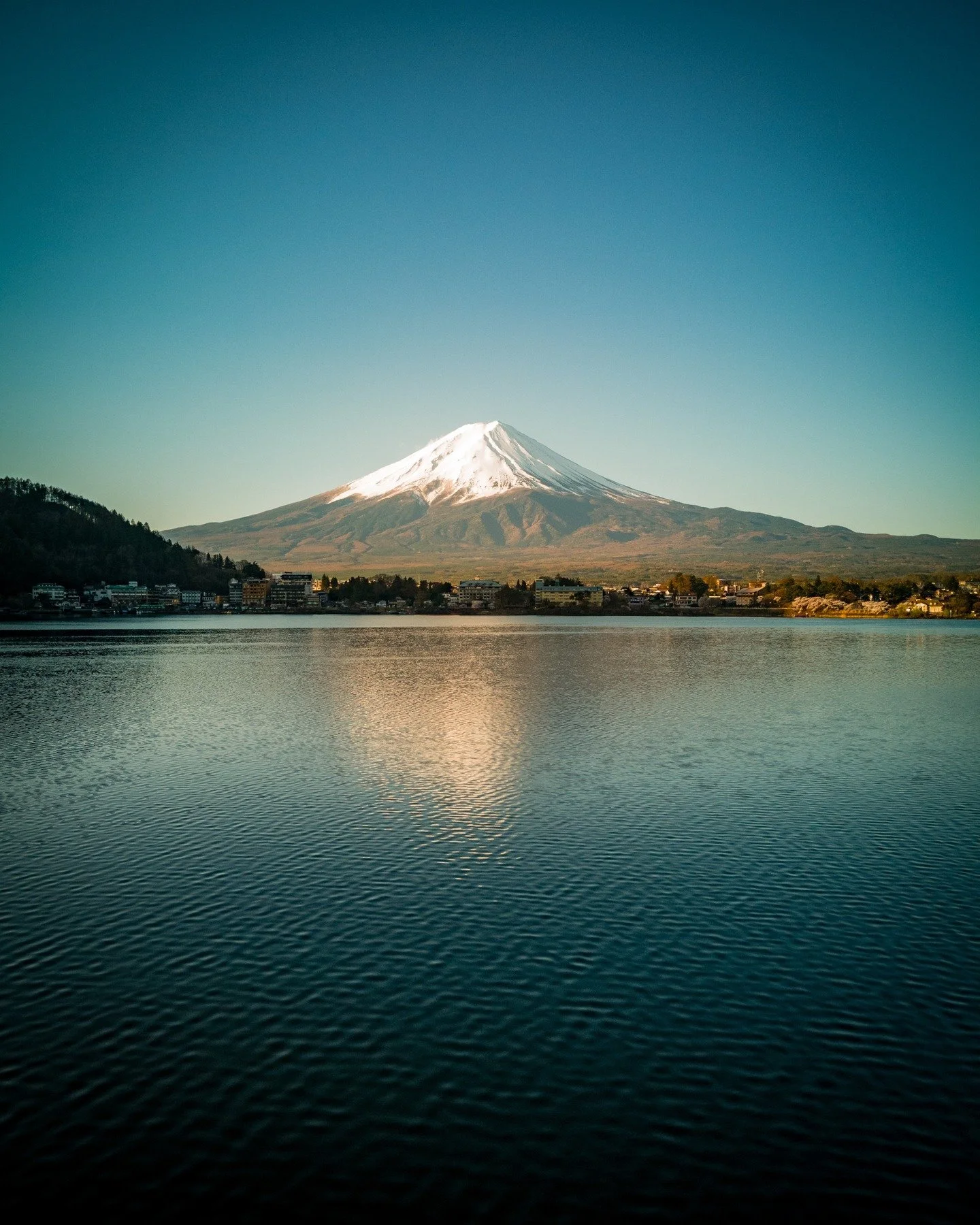 No matter how many times i go, i still really miss this place. Being out of job currently means that travel is out of the picture for a good long while but at least I have my photos of my previous trips to bring me back to this place I love...

Mt Fu