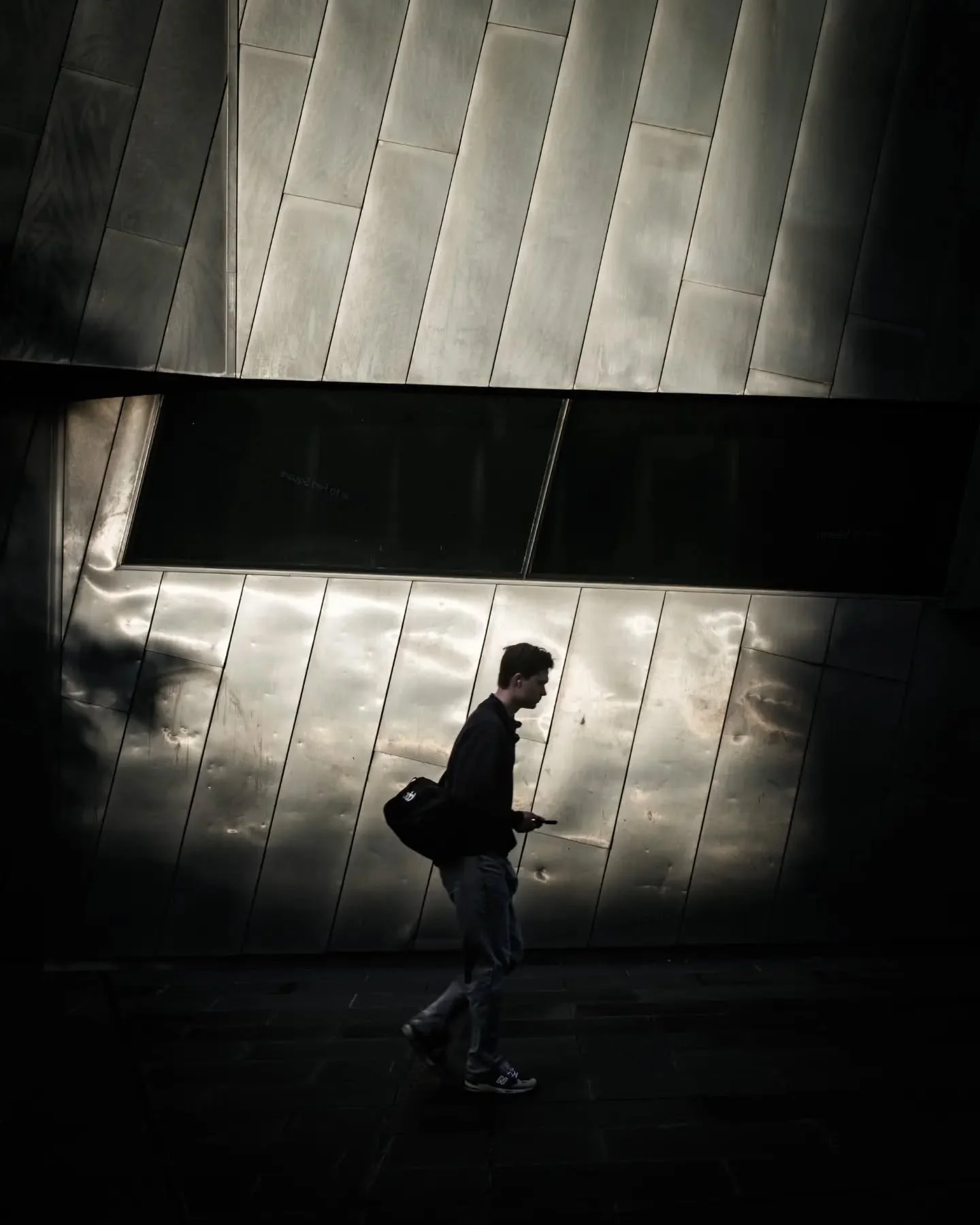 Catching the last of the afternoon light before heading out for a night of street photography around Melbourne.

Fujifilm X100VI

#streetphotography  #lightandshadow #fujifilmstreet #fujifilmphotography #x100vi