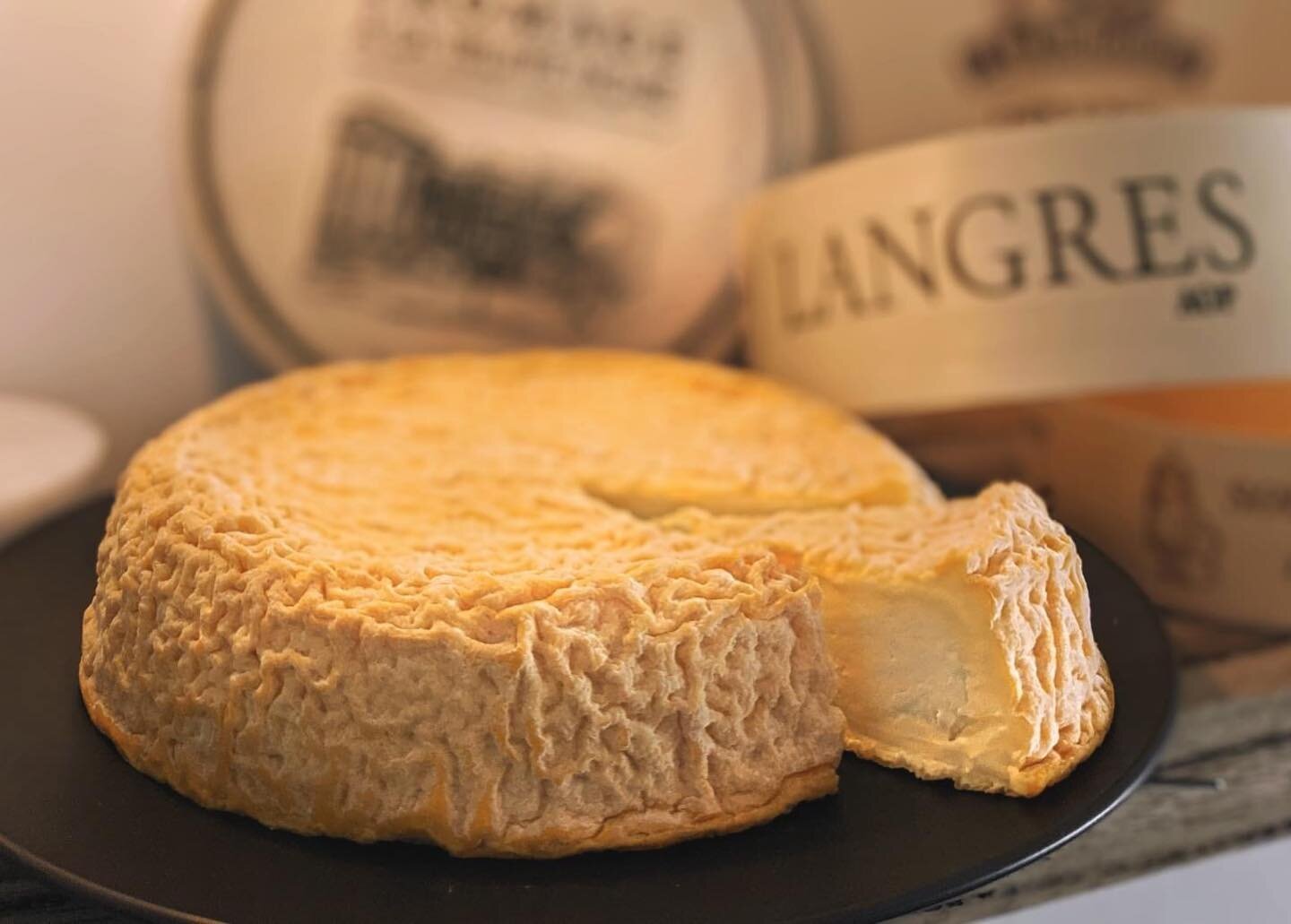 Have cheese on the brain? 🧠 We&rsquo;ve got you covered!

Produced in the Champagne region of France, Langres is a delicate, washed rind made with cow&rsquo;s milk 🇫🇷🐄

It has a pungent aroma and a slightly salty yet subtle flavour, its soft cent