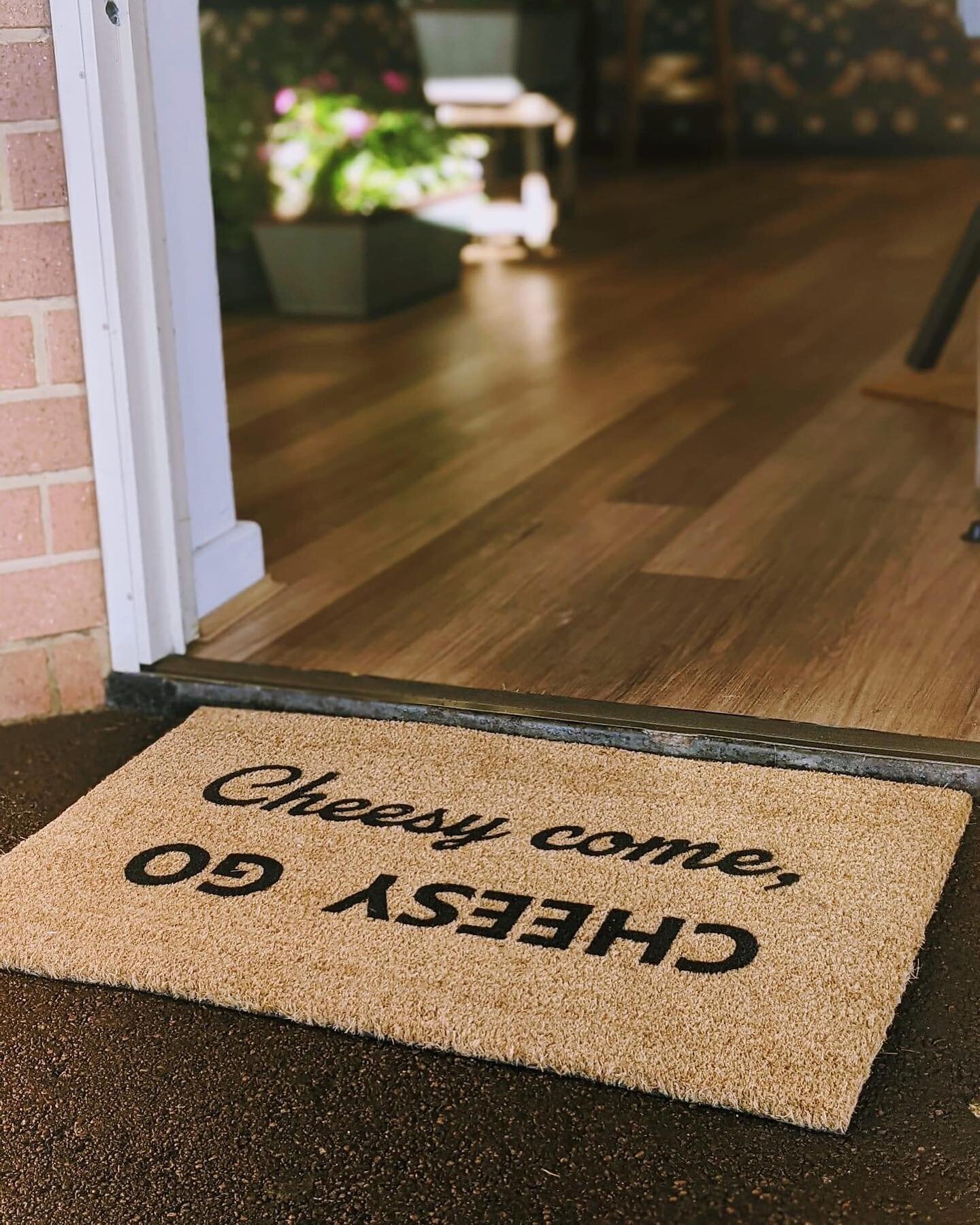 Is our new doormat too cheesy? 😆

Thanks to Dani from @walkalloverme_doormats for painting this one for us. We love it! 💛