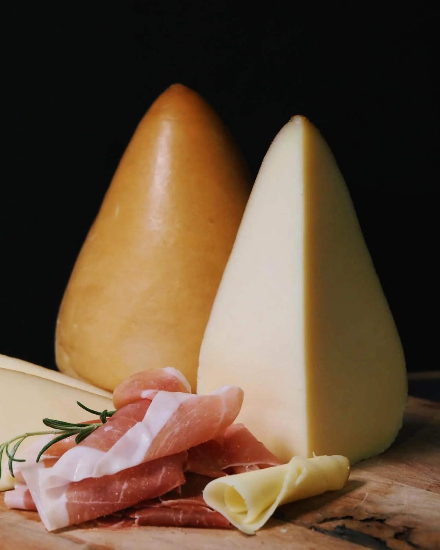 If you try a new cheese this week, make it this one. Meet our cheese of the week: San Simon 🧀🔥 🇪🇸

Straight from the lush landscapes of Galicia in Spain, this cow&rsquo;s milk cheese is gently smoked over birch wood, resulting in a warm, toasty a