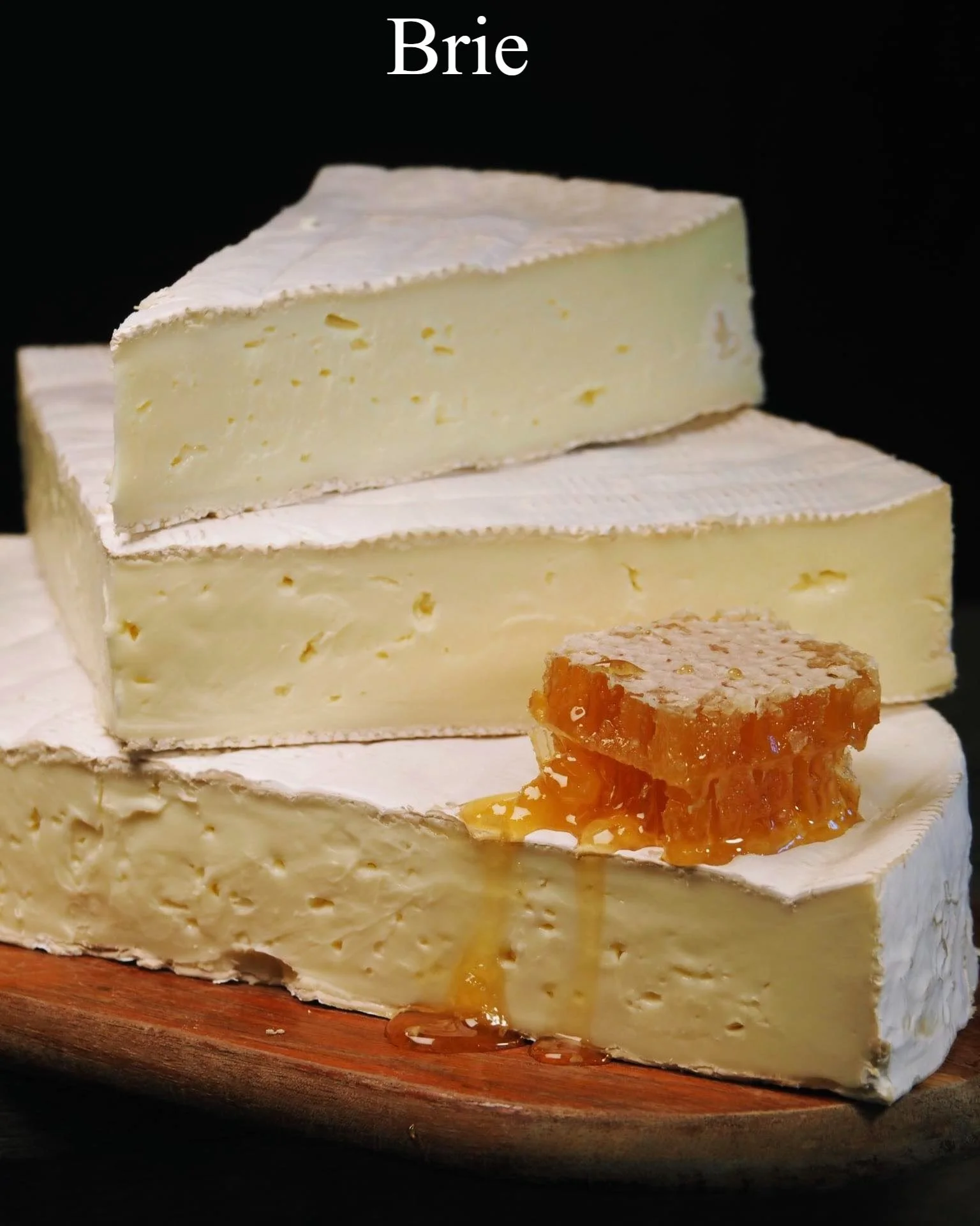 Brie vs Camembert 🧀

They might look similar in the cabinet, but there are a few key differences between these two soft cheese icons.

Brie comes from the Brie region in northern France and is typically milder, creamier and more buttery thanks to th