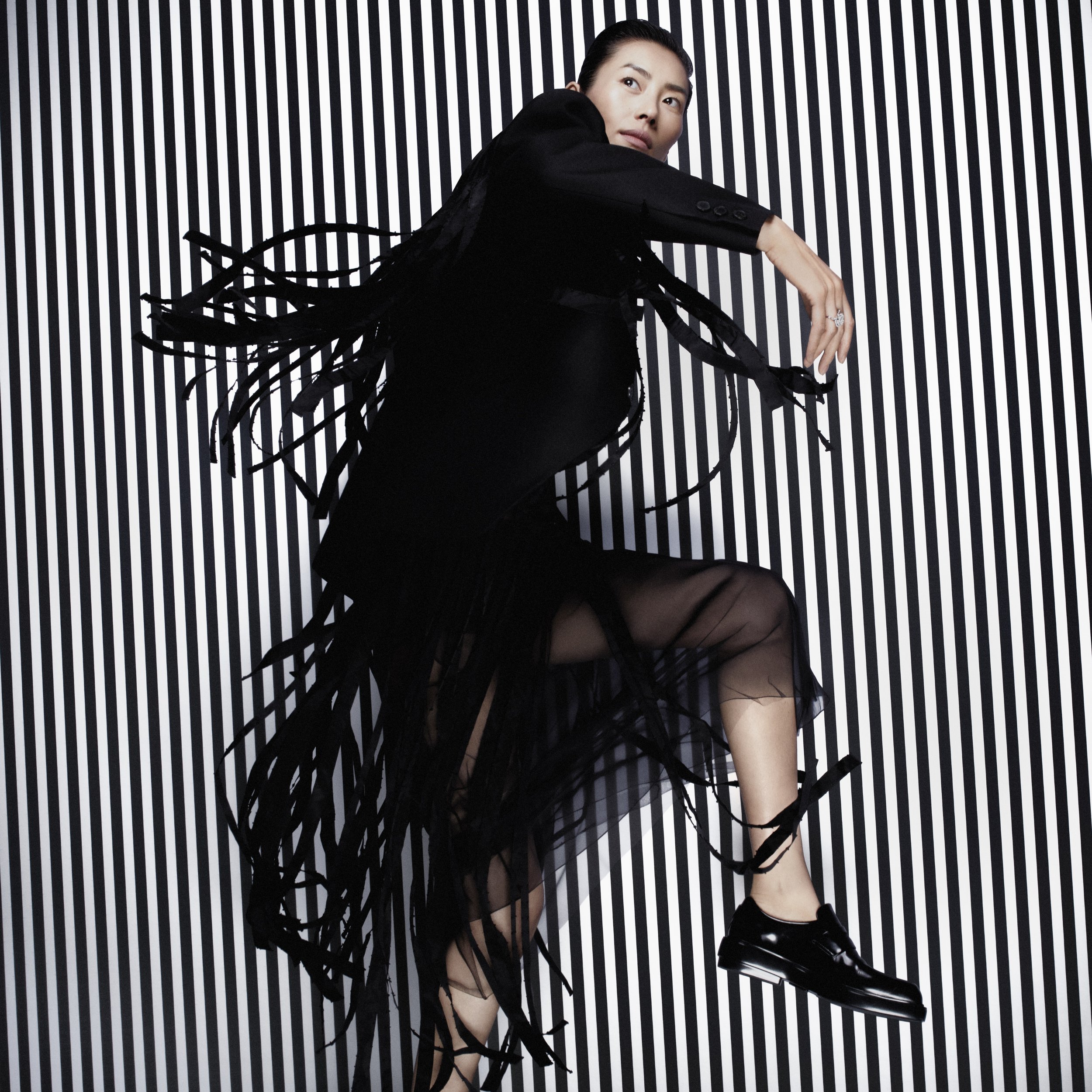 1243_liu wen_vogue france_2023.jpeg