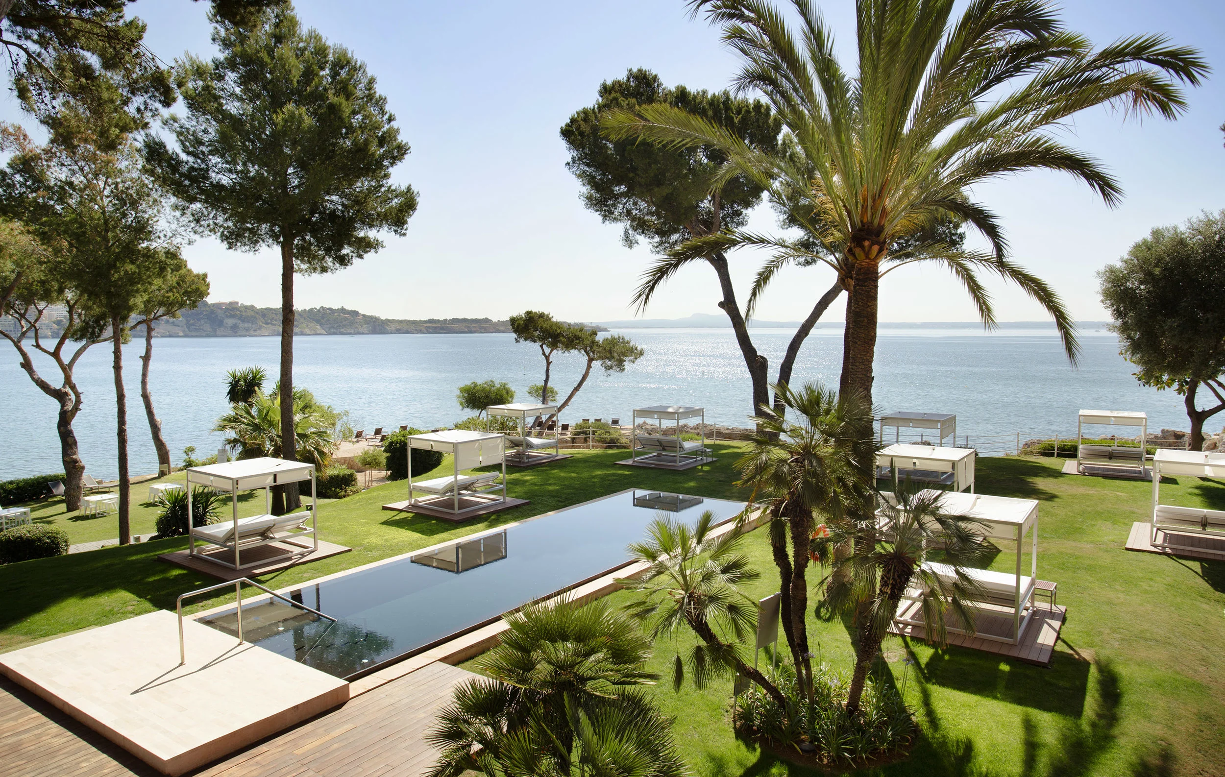220GranMeliaDeMar-Sky_Pool.jpg