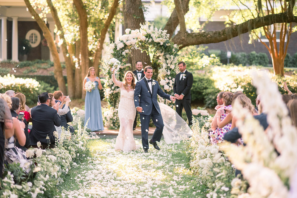 Floral+Island+Wedding,+Events+by+Reagan,+Kiawah+Wedding,+Charleston+Wedding+Planner,++Destination+Wedding+Planner,+Bride+and+Groom.jpeg