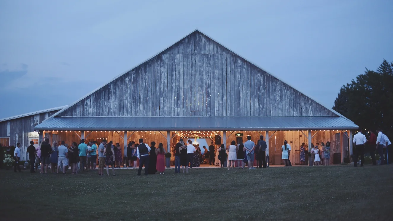 BackOfBarn_75x.jpg