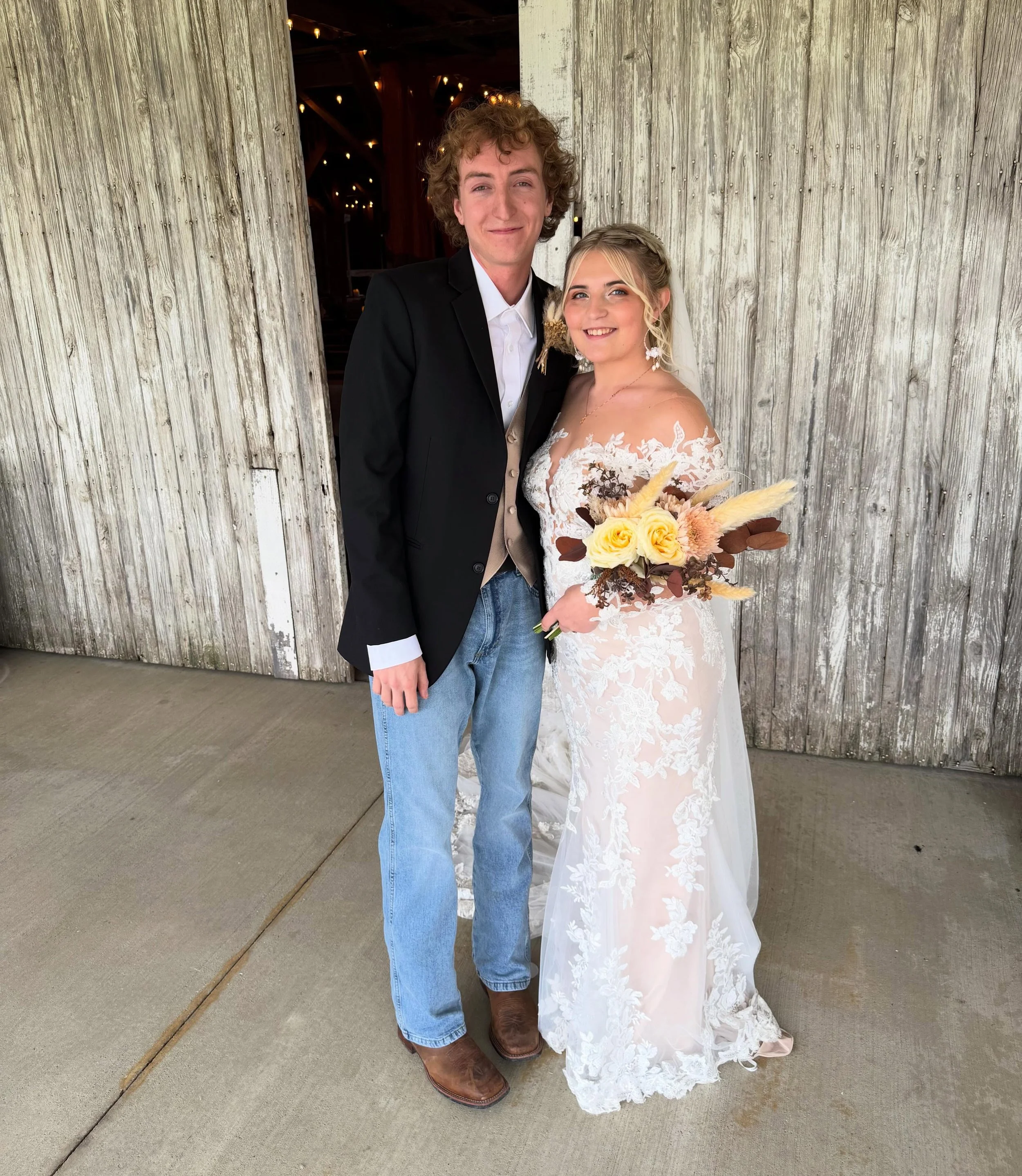 Congratulations to Mr. &amp; Mrs. Kennedy! Beautiful western vibes today. Enjoyed working with both your families this weekend ❤️ Have the best day ever! #thebarnonboundary #barnwedding #indiana #weddingvenue #westernbride
