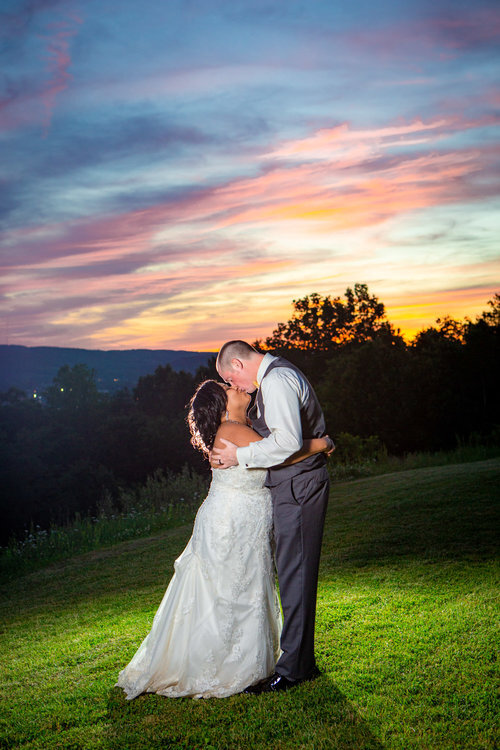 Syracuse-Rochester-Wedding-Photographer-Joe-Hy-Hilltop-Inn-Elmira-NY-5970.jpg