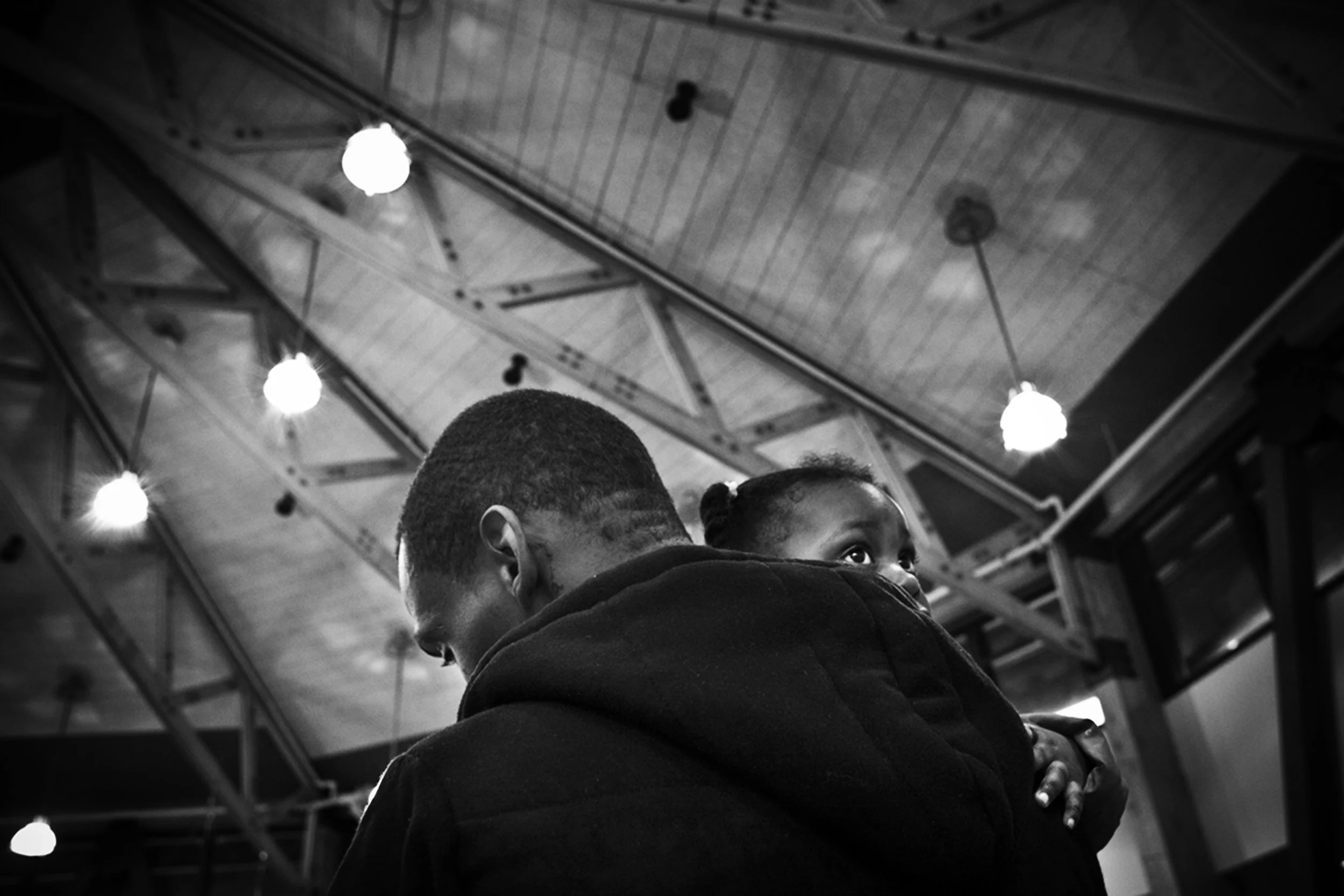  Shanon and his daughter Moriahatiana, Moe, at the San Francisco Zoo on her 3rd birthday. 