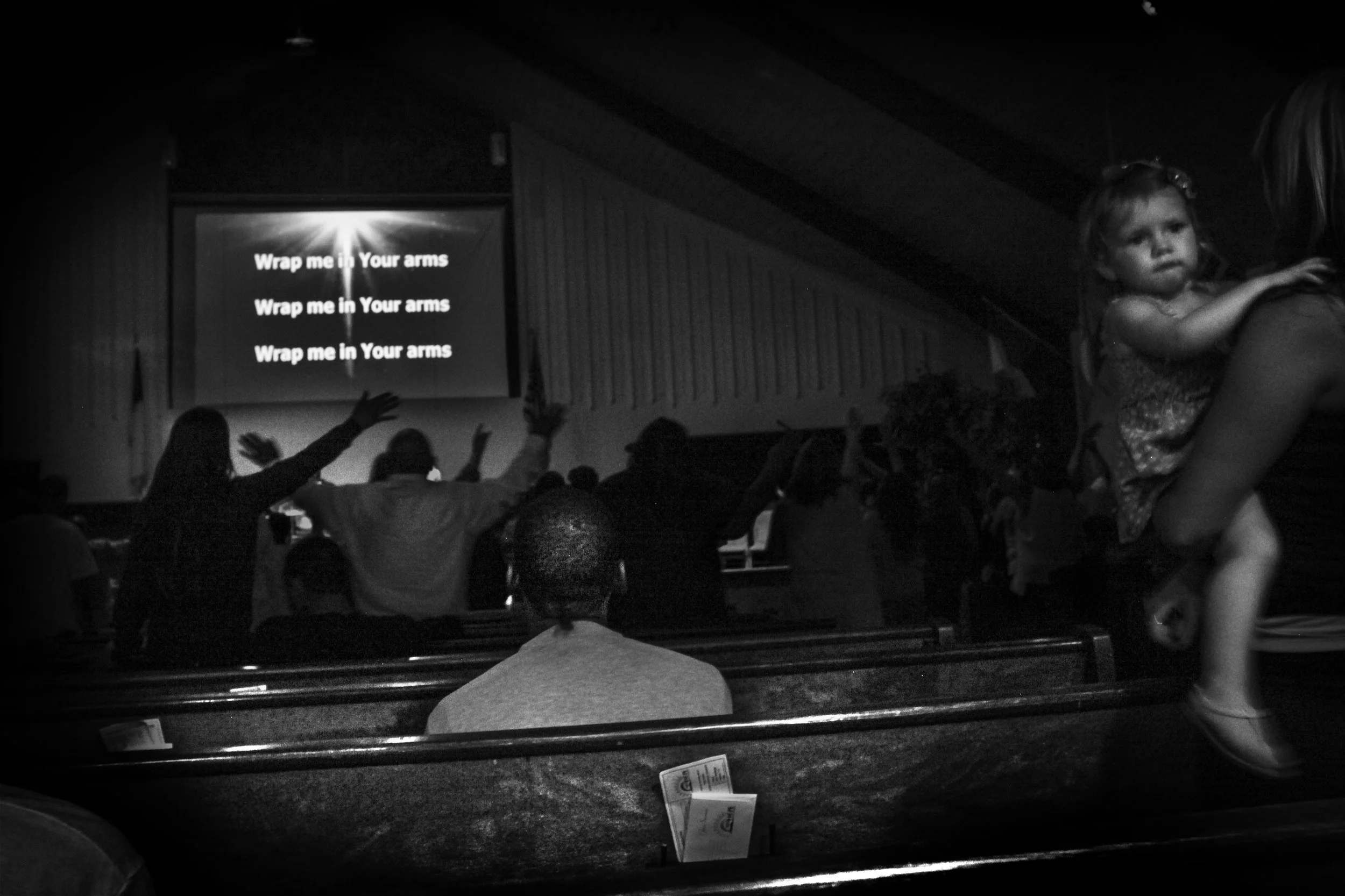  As part of his drug rehab program, Shanon starts going to church. This church, located in north of Oakland, caters specifically to those dealing with drug addiction. 