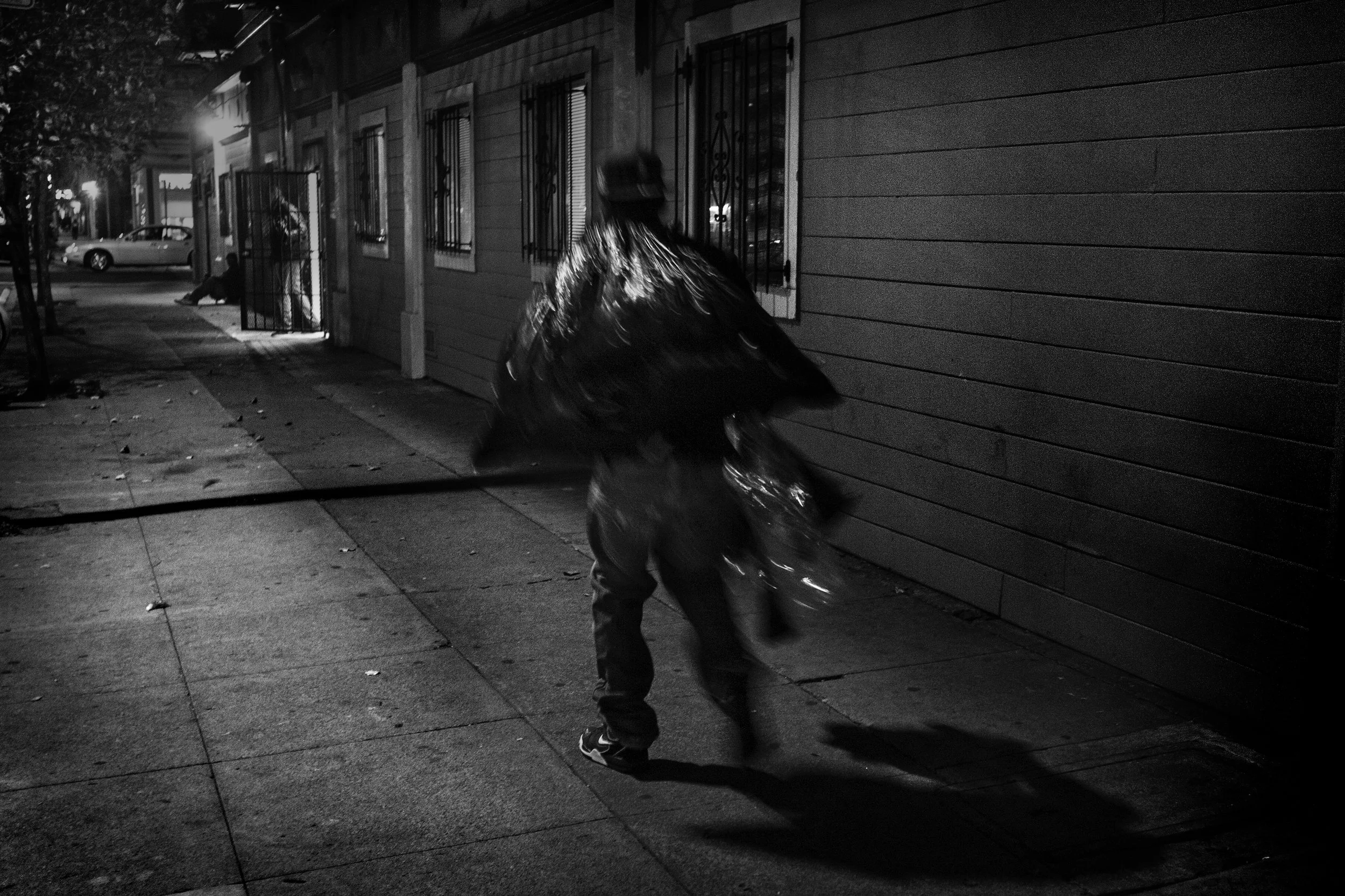  Shanon gathers his personal belongings to try and return to the rehab program. After some back and forth with the staff, he moves back in. 