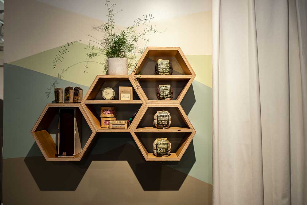 Product shelf