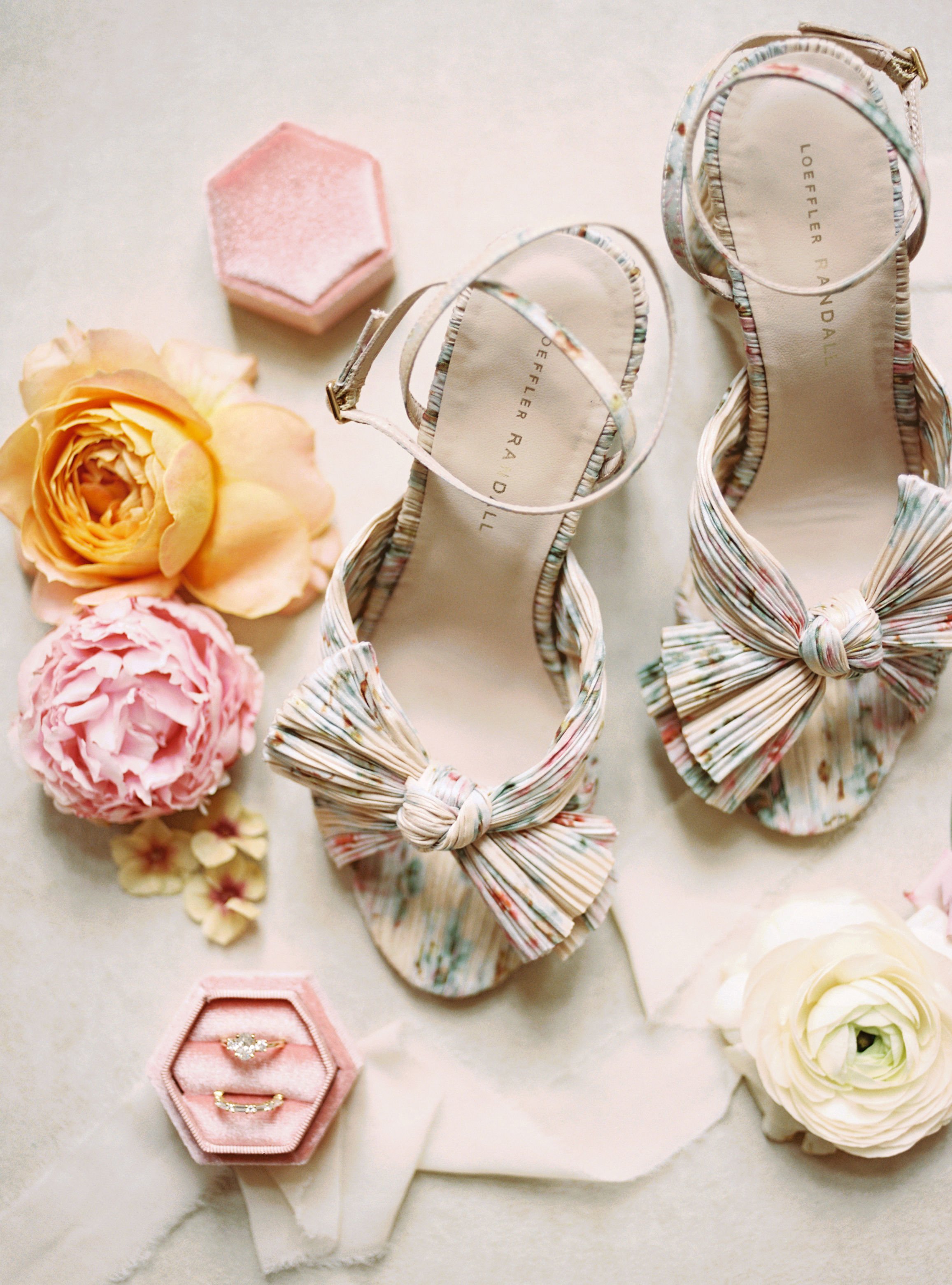 Cake/ Flat Lay Sprigs