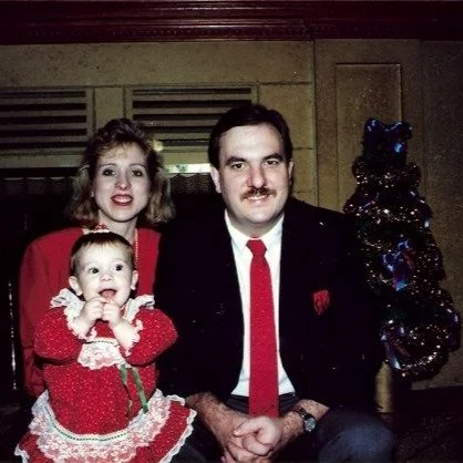 3 days until Christmas! 🌟💚❤️

Purchase gift cards as a last-minute gift🎁Link in bio!