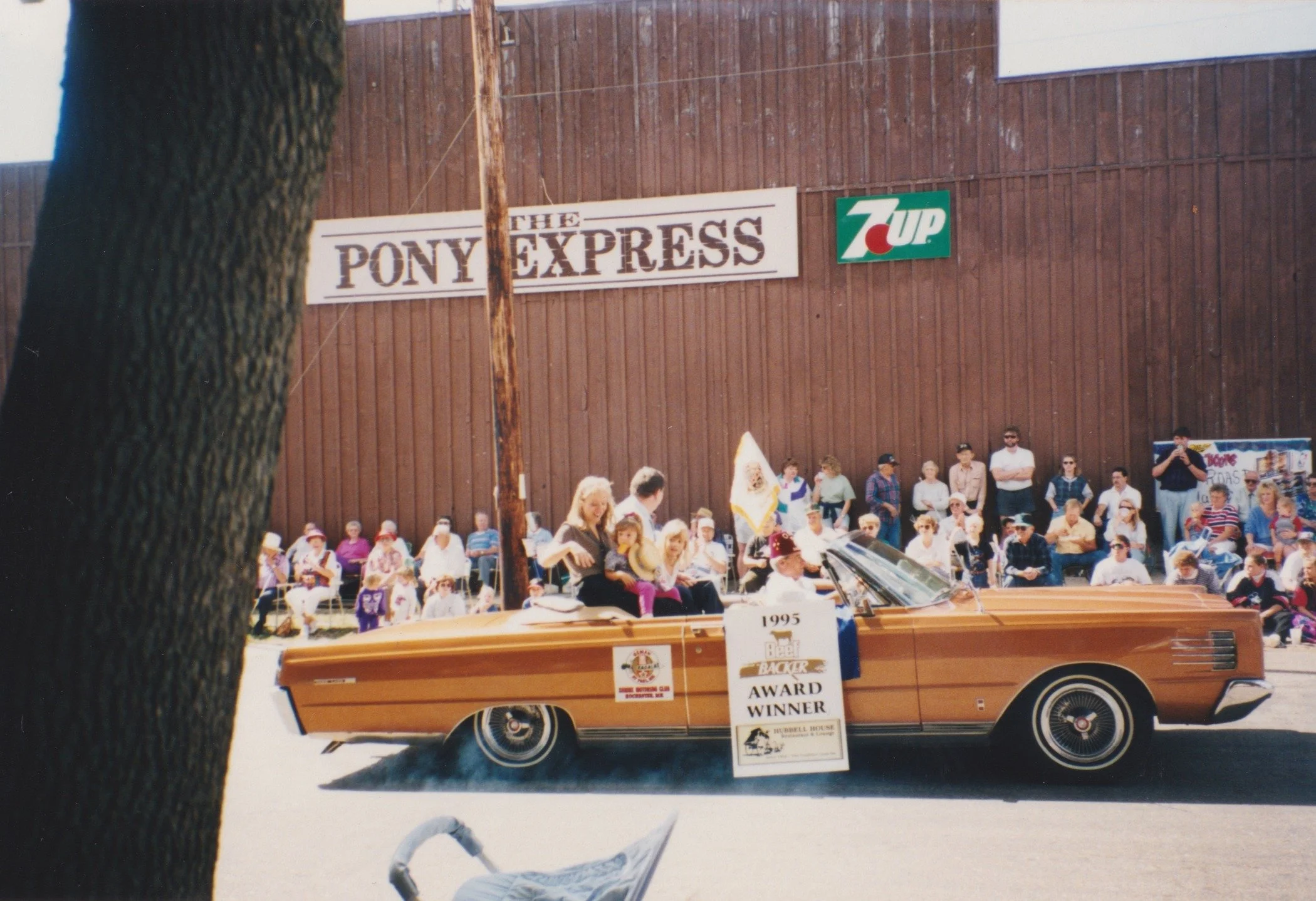 What did you call this iconic Mantorville building? The Pony Express? The Relay Station? Let's reminisce 🥰