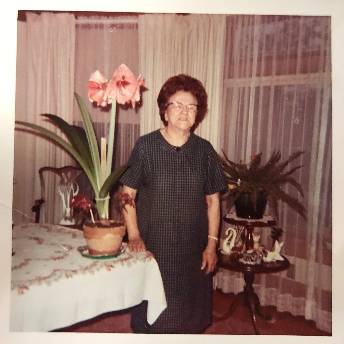 Mother's Day is only a few weeks away! Celebrate mom at the Hubbell House!💐🥇🌻