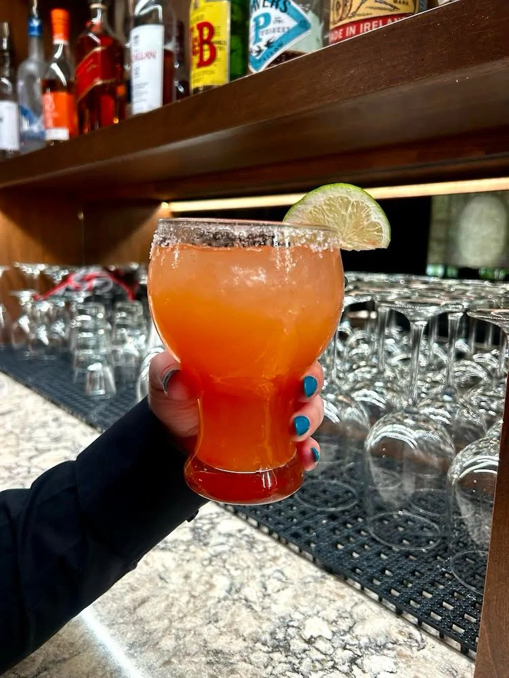 Stop in for dinner and a drink this holiday weekend! 🍹

We are open Friday 4-8:30pm, Saturday 11:30am-8:30pm and Sunday 11:30am-7:30pm. ✨