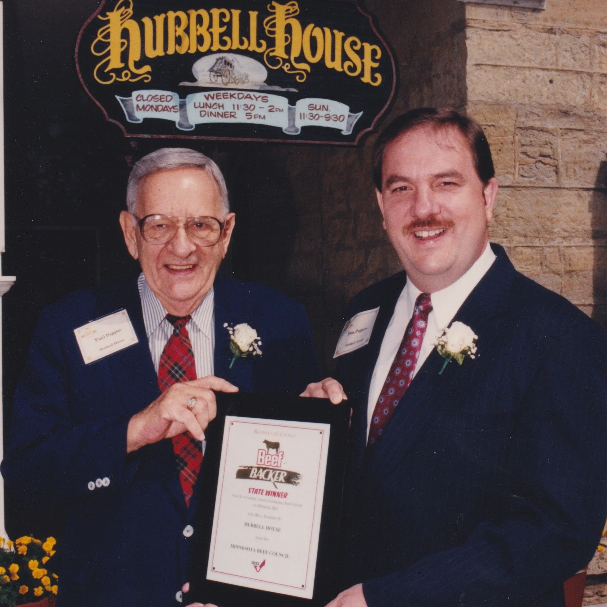 Father's Day is Sunday June 21st. Make a reservation to celebrate dad at the Hubbell House! ⭐️