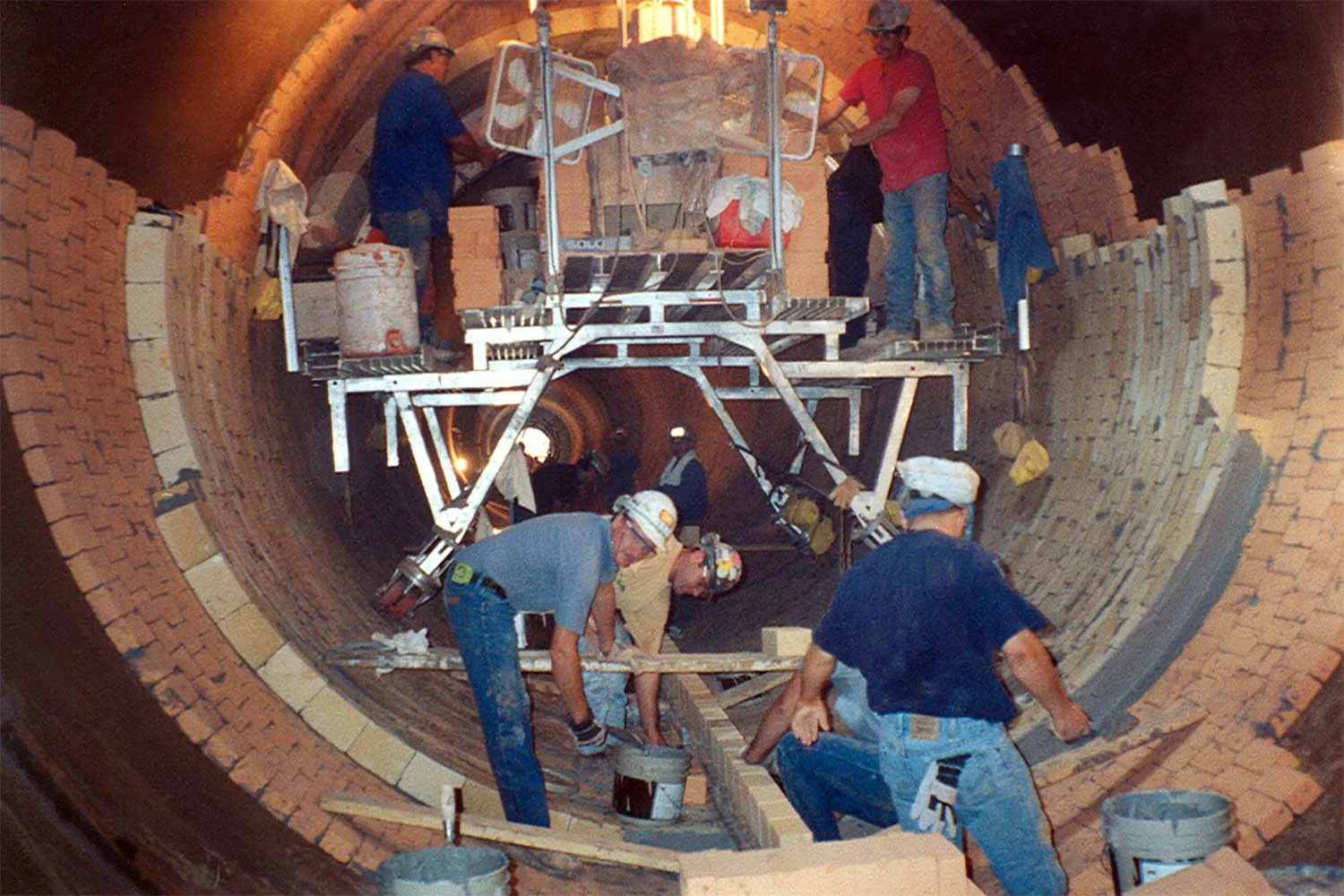 REFRACTORY CONSTRUCTION