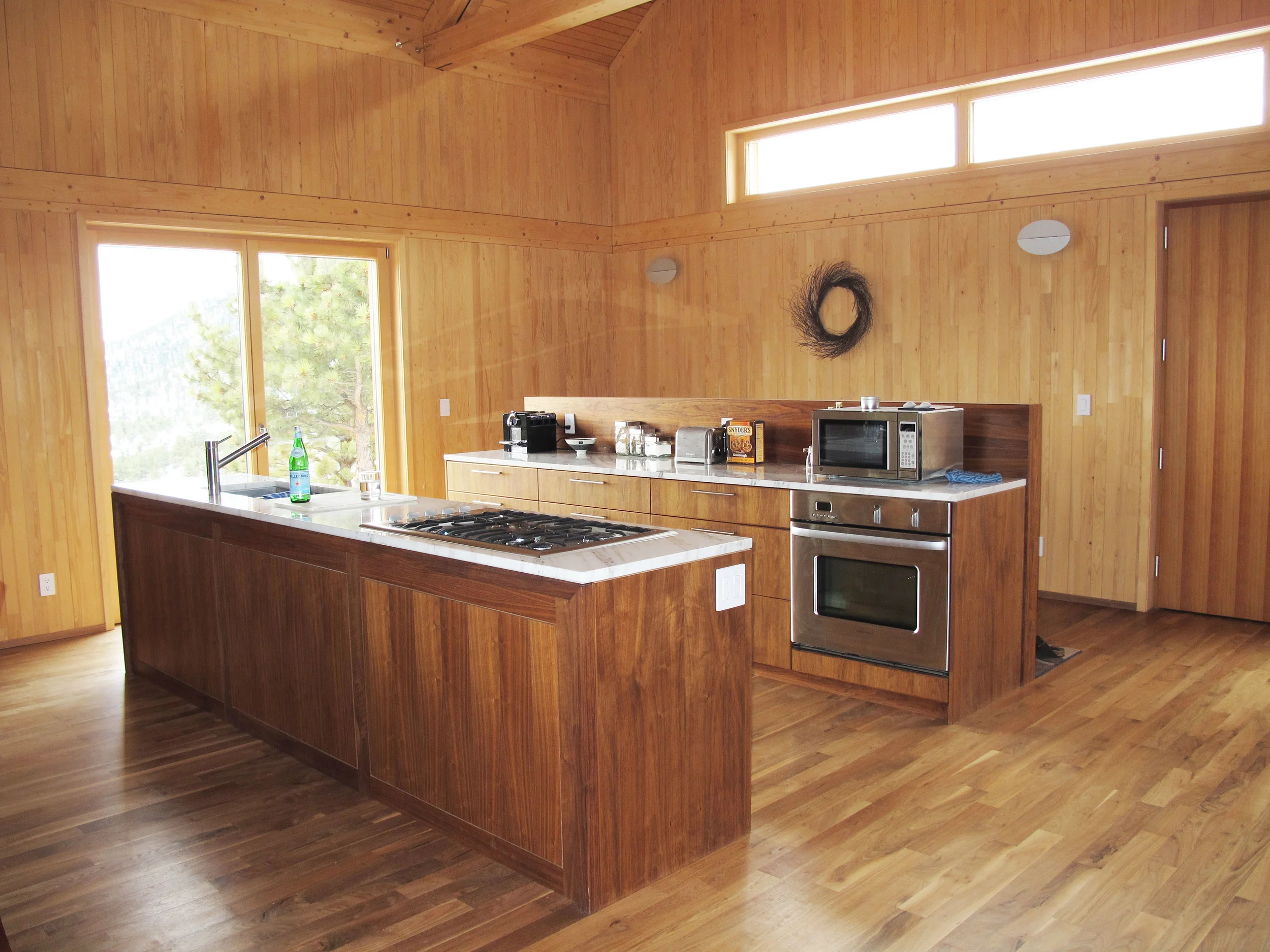 Kitchen-Cabinets-maple.jpg