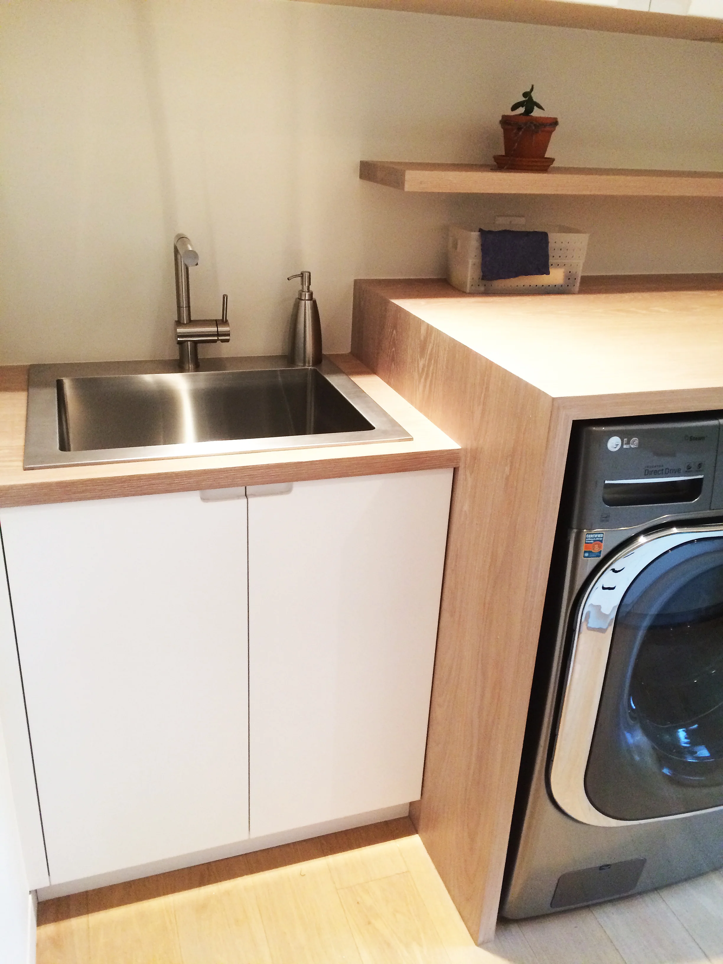 white-custom-cabinets-4.jpg