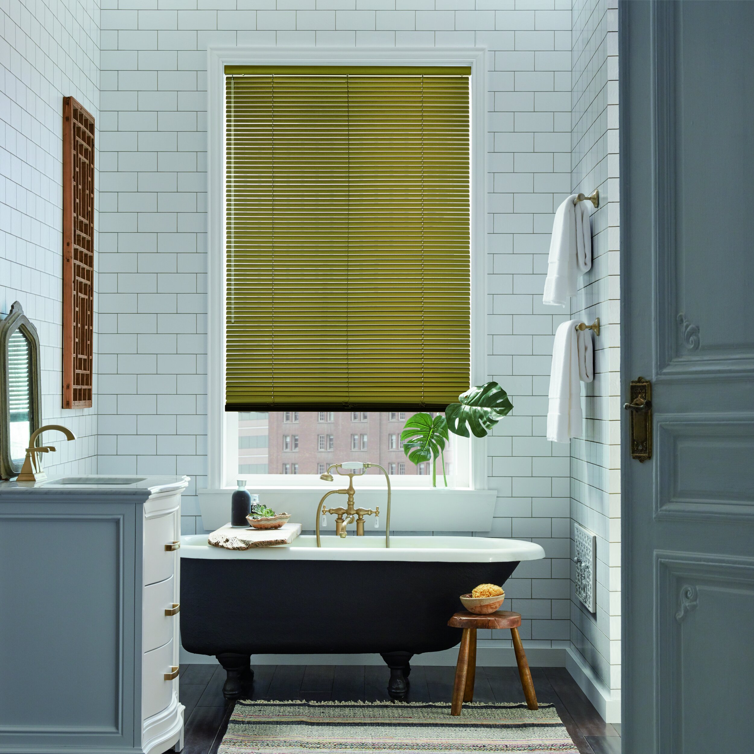 2017_MPM_SL_Aluminum Blinds_Bathroom.jpeg