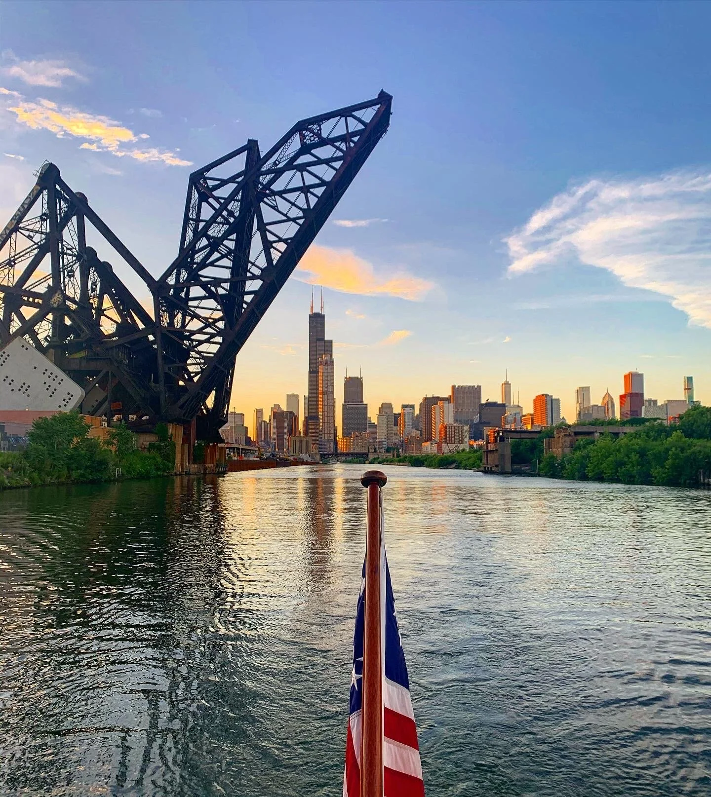 GARIBAY_Chicago River South Branch.JPG
