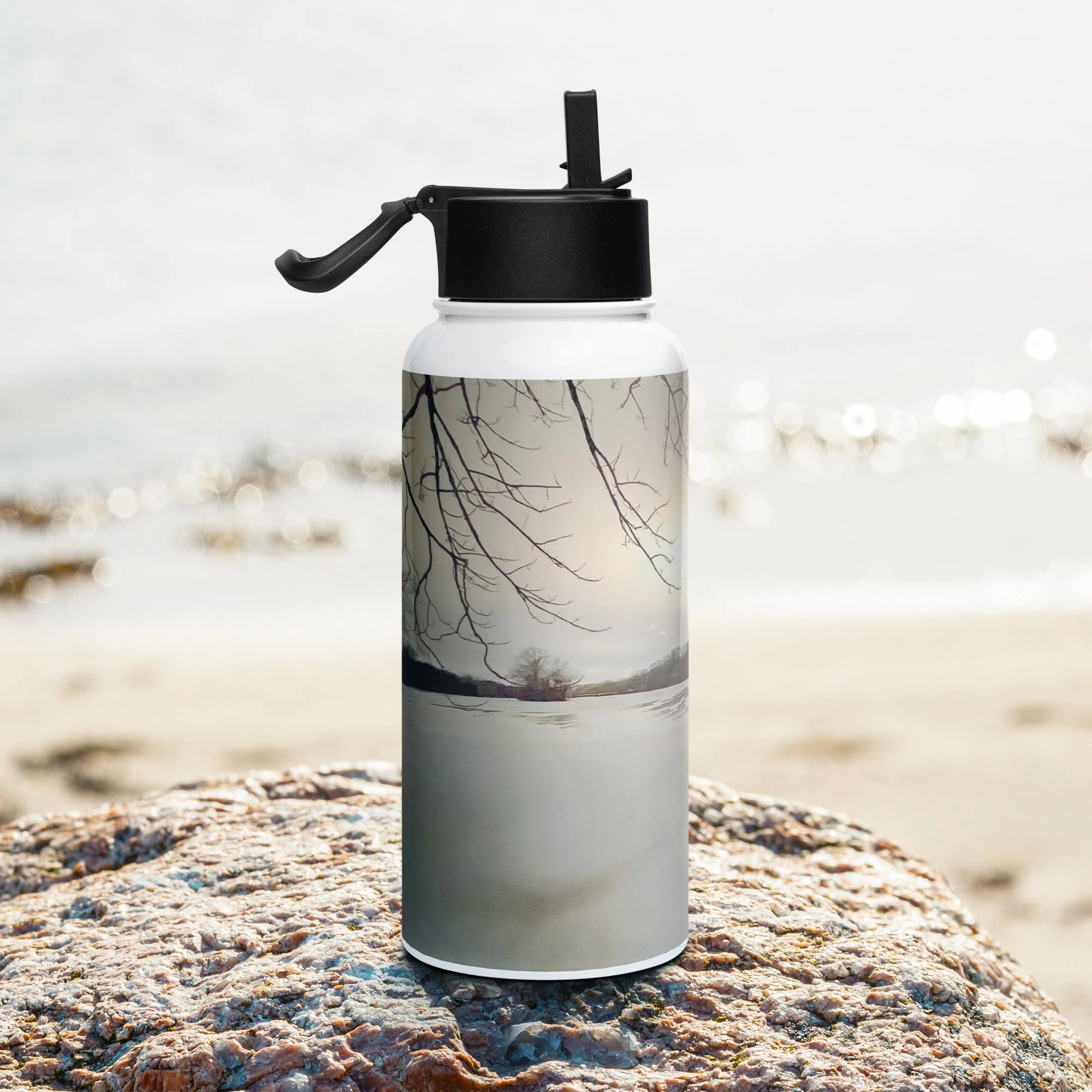 stainless-steel-water-bottle-with-a-straw-lid-white-32-oz-right-69df2aef4812f.jpg