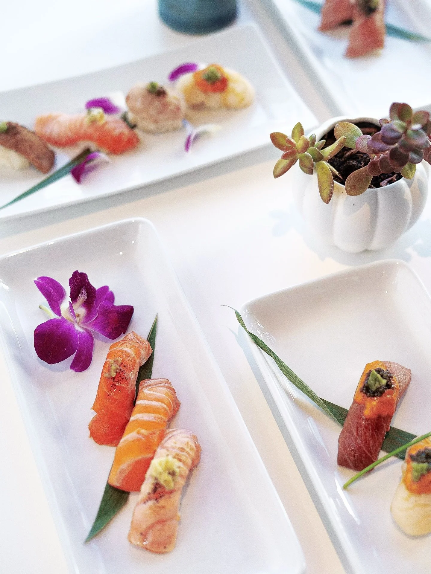 Hungry? We’ve got you covered. From gyoza dumplings and miso soup to nigiri, rolls, and everything in between - there’s plenty to love at Seabutter.
🎁 Gift cards available online and in stores!
🥢Westlake Village, Beverly Hills, & G