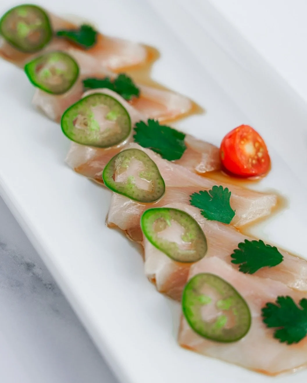 Hamachi jalapeño - where cool yellowtail meets a kick of heat. bright, citrusy, and just the right amount of bold. Only at Seabutter❤️‍🔥
🎁 Gift cards available online and in stores!
🥢Westlake Village, Beverly Hills, & Glendale now
