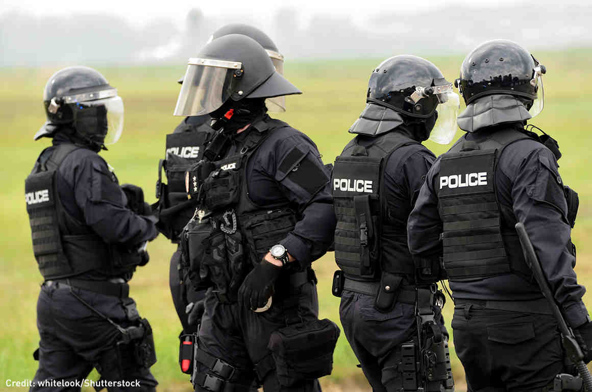 militarized-police.jpg