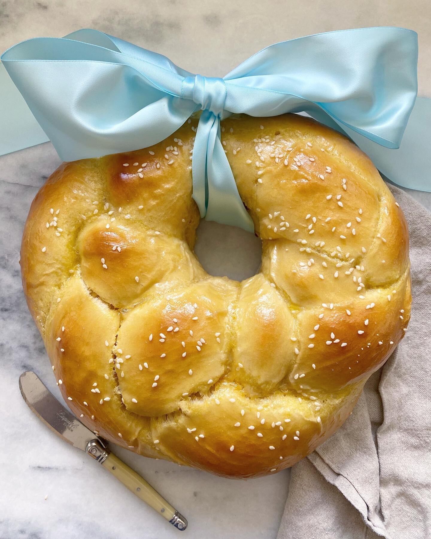 How to Fancify Your Christmas Breads