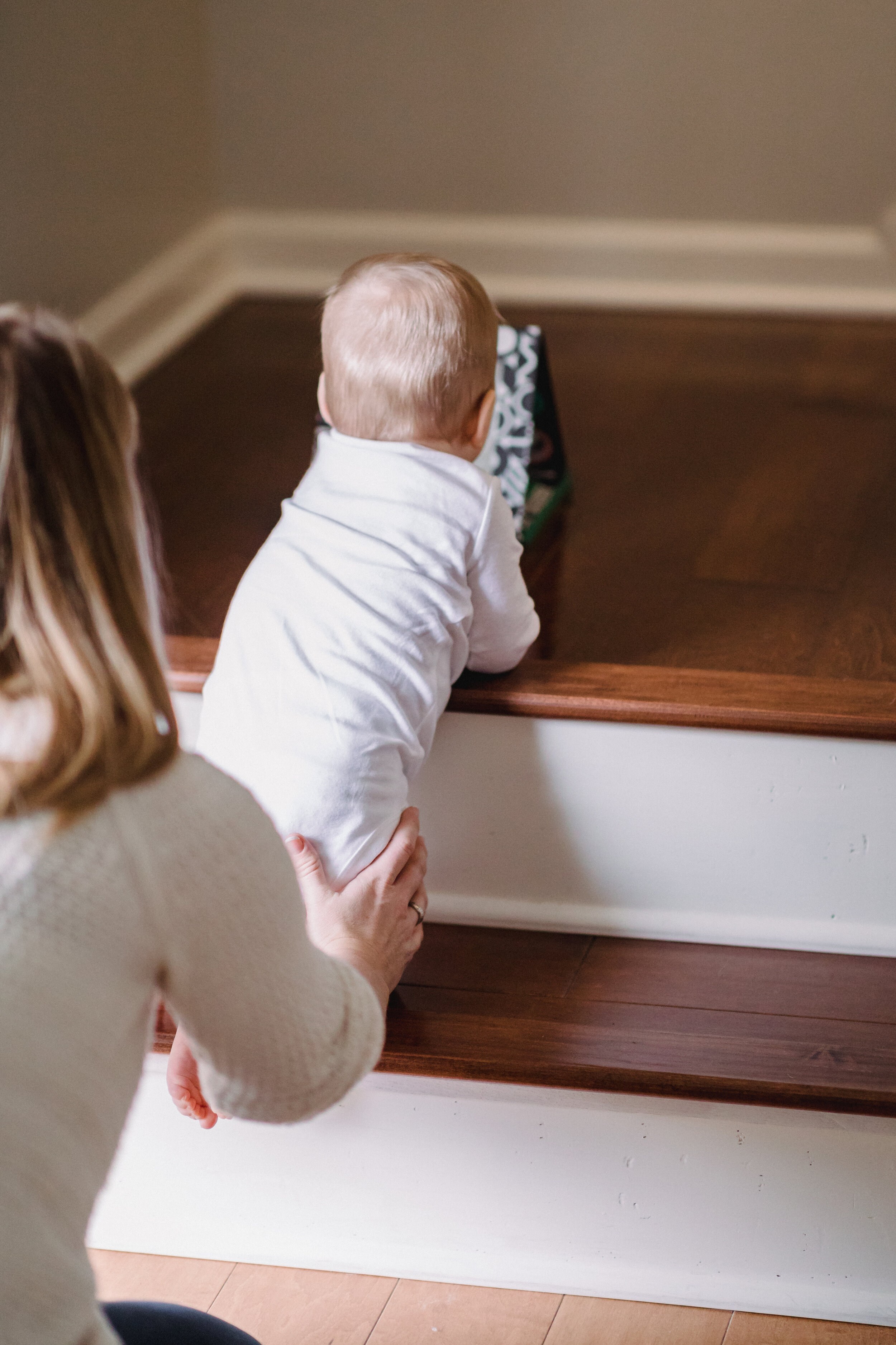 How to Encourage Your Baby to Crawl