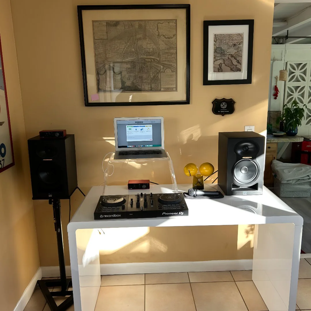 dj booth.jpg