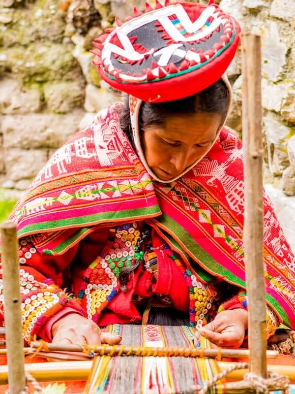 Visit Quechua Weavers