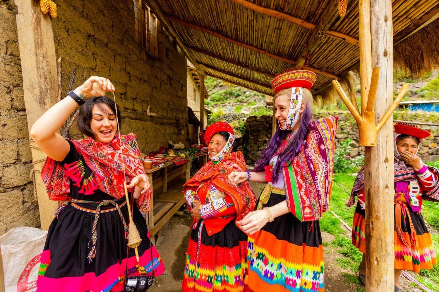 Huilloc Community Weaving