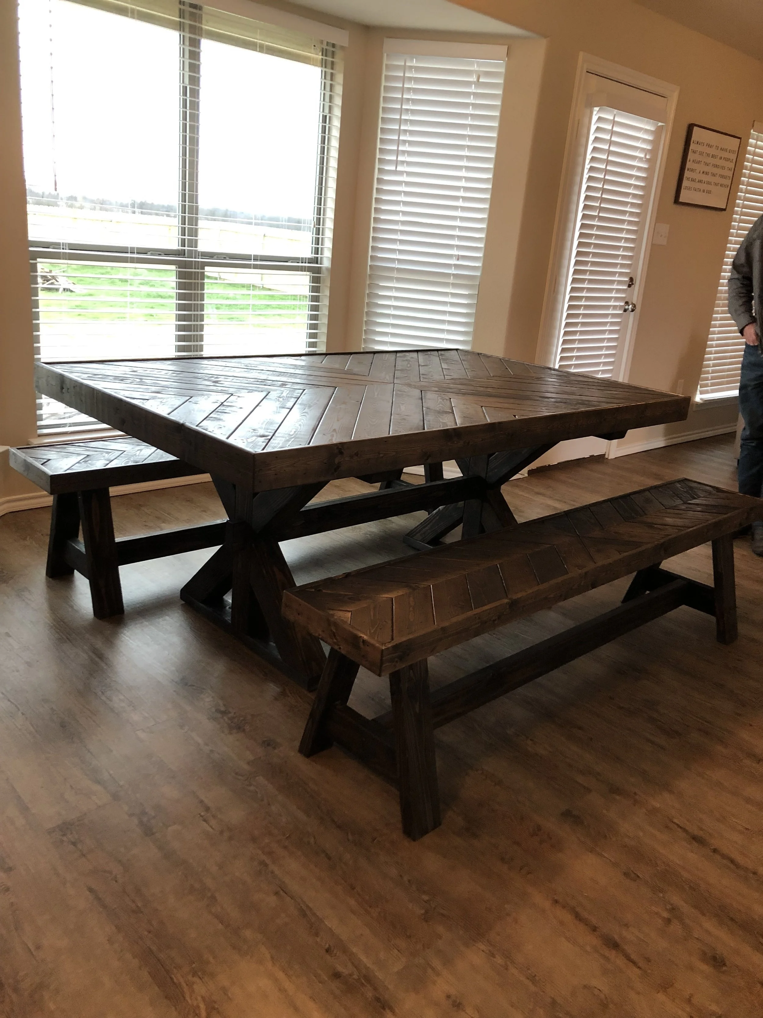 Dark singletone herringbone .jpg