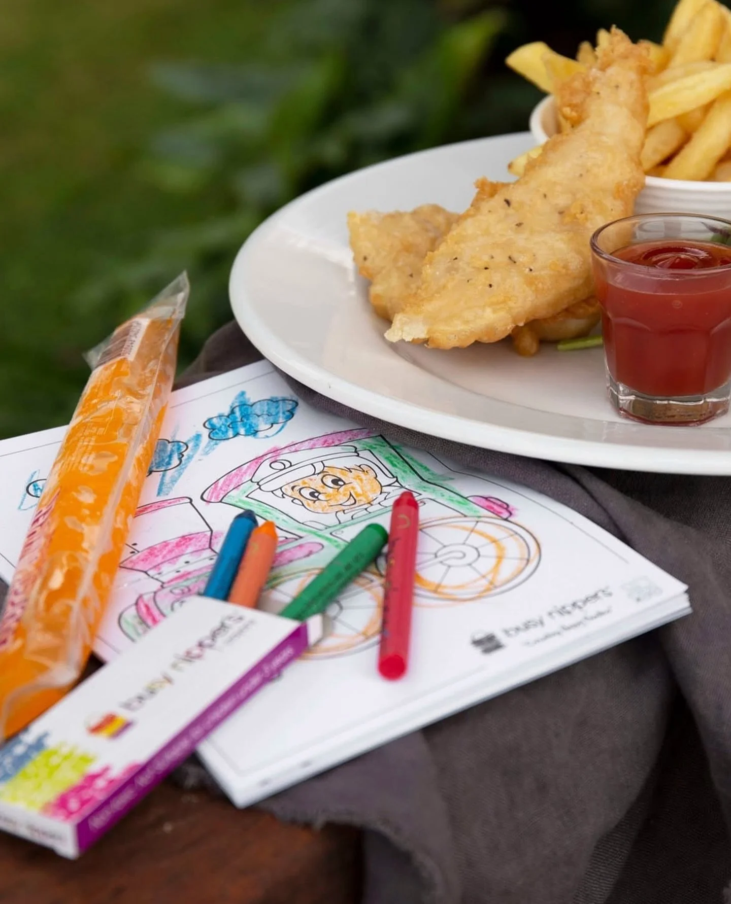 KIDS EAT FREE* (under 12 years of age) Wednesday &amp; Thursday nights!

It&rsquo;s our shout! Receive 1 x Kid&rsquo;s Meal FREE with each 1 x Main Adult Meal on a Wednesday or Thursday night (excludes school holidays). 

Reservations are available f
