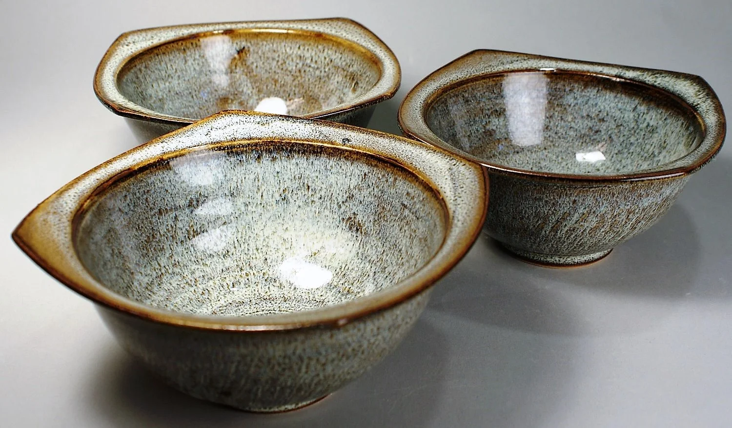 04_Clement Hoeck_Stoneware bowls_2018.jpg