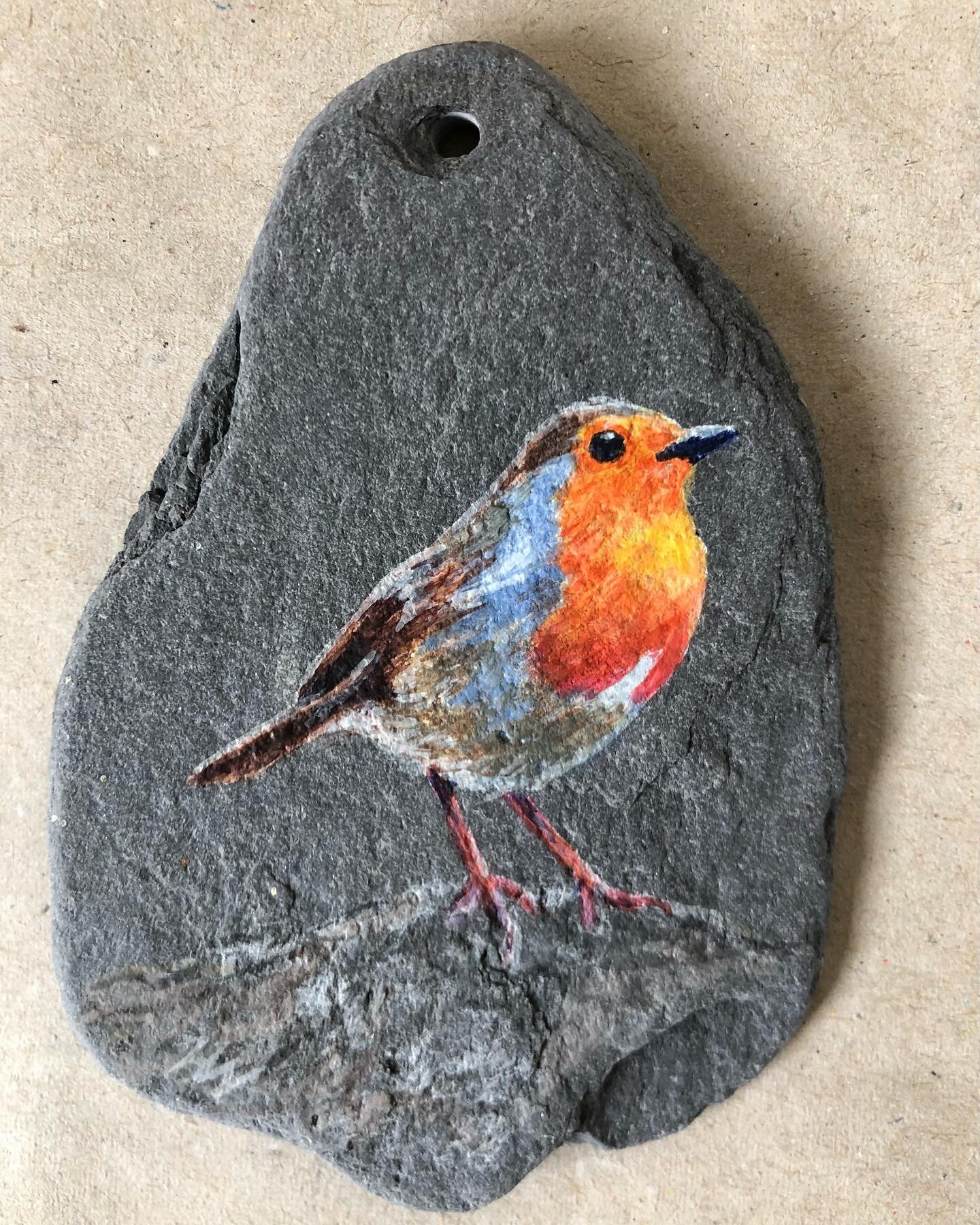 Mini painting on slate. For sale along with many others this Saturday, April 1st at the Echt Daffodil Tea 2 - 4pm, Echt Community Hall, Aberdeenshire #robin #wildlife #nature #painting #miniartwork #aberdeenshire