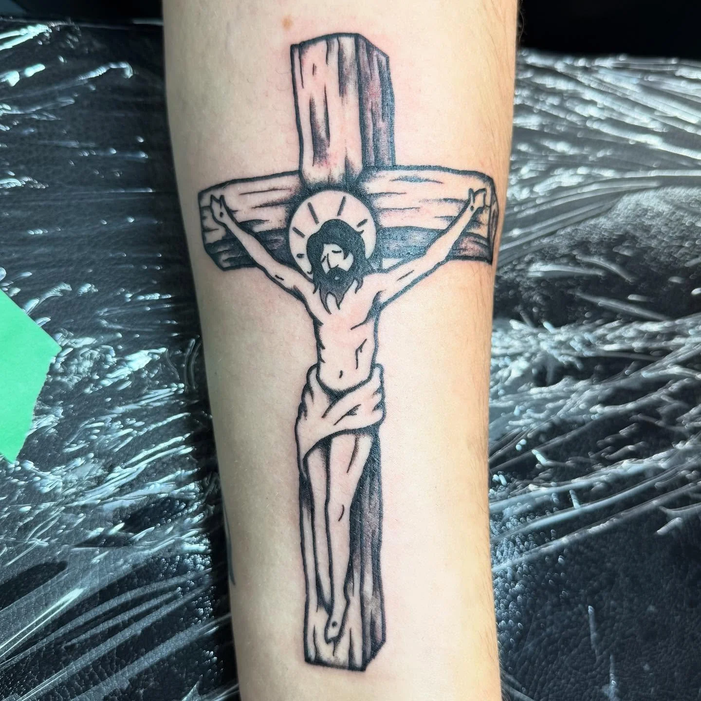 Got to do some American traditional work on this crucifix for CAMERON - thanks again!
.
.
.
#tattoo #tattoos #tattooshop #iowatattoo #iowatattooartist #cedarrapidstattoo #traditionaltattoos #americantraditional
