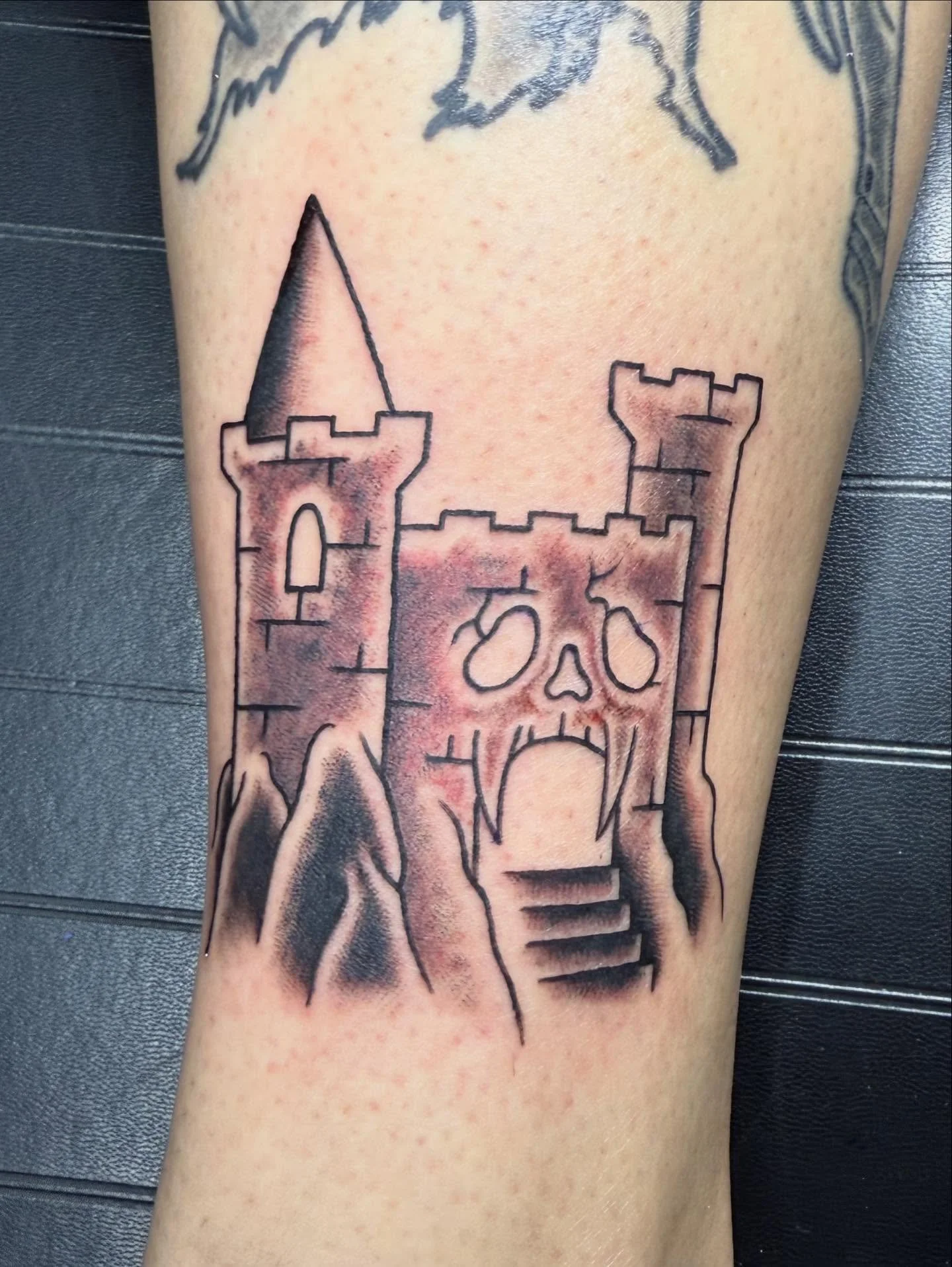 A fantastic Valentine&rsquo;s Day weekend - thanks to everyone to came out to get some sick flash!!
.
.
.
#tattoo #iowatattooartist #cedarrapidstattoo #traditionaltattoos