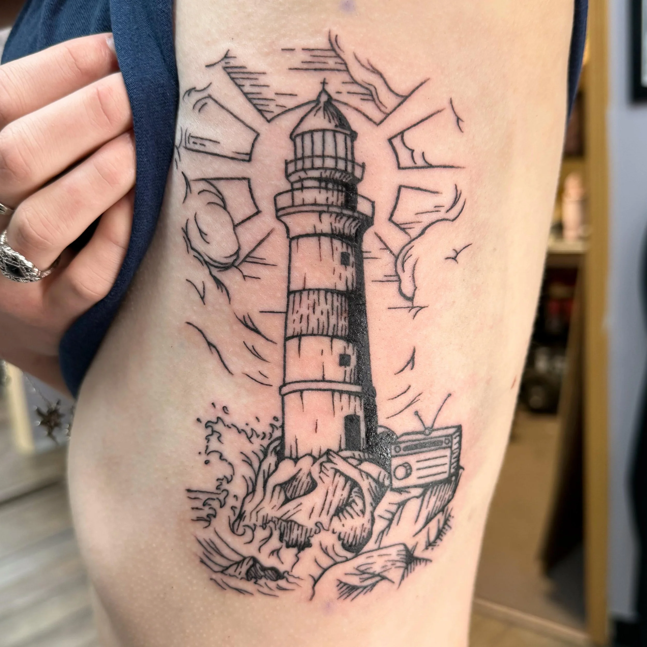 Back from a social media break with a backlog of sick pieces to share. First up is a lighthouse for our very own apprentice KAT!!
.
.
.
#tattoo #iowatattooartist #cedarrapidstattoo #engravingtattoo #thelighthouse