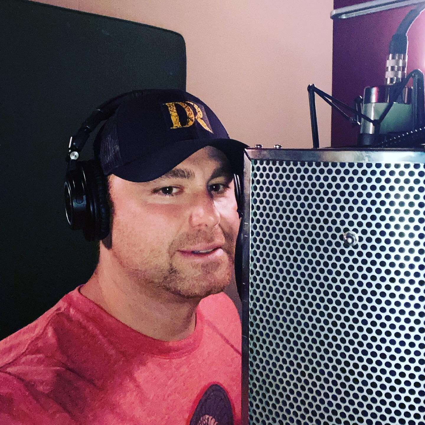 Amazing studio session yesterday! Can&rsquo;t wait to share some stuff real soon! #bts #btsedits #newmusicalert #countrymusic #lfg