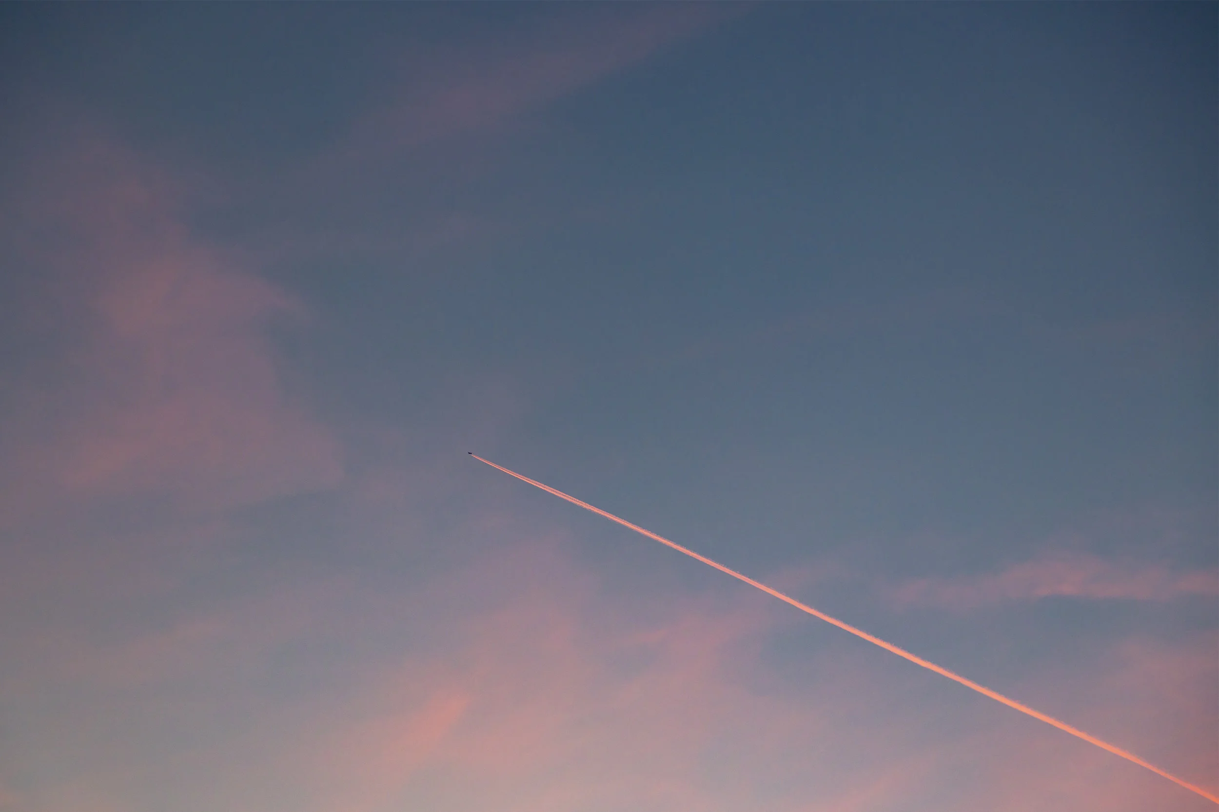 flight pink contrail.jpg