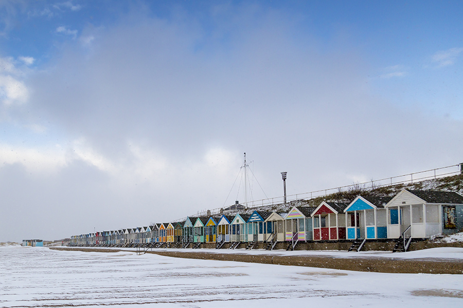 lo res snowy southwold beach huts.jpg