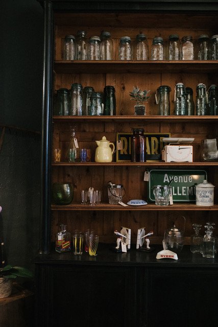 Petit Jardin en Ville returns to Trade Secrets.

There is a particular kind of beauty that only time can make. A worn patina. A imperfect edge. The quiet soul of an object that has lived.

@petitjardinenville sources vintage and antique garden and ho