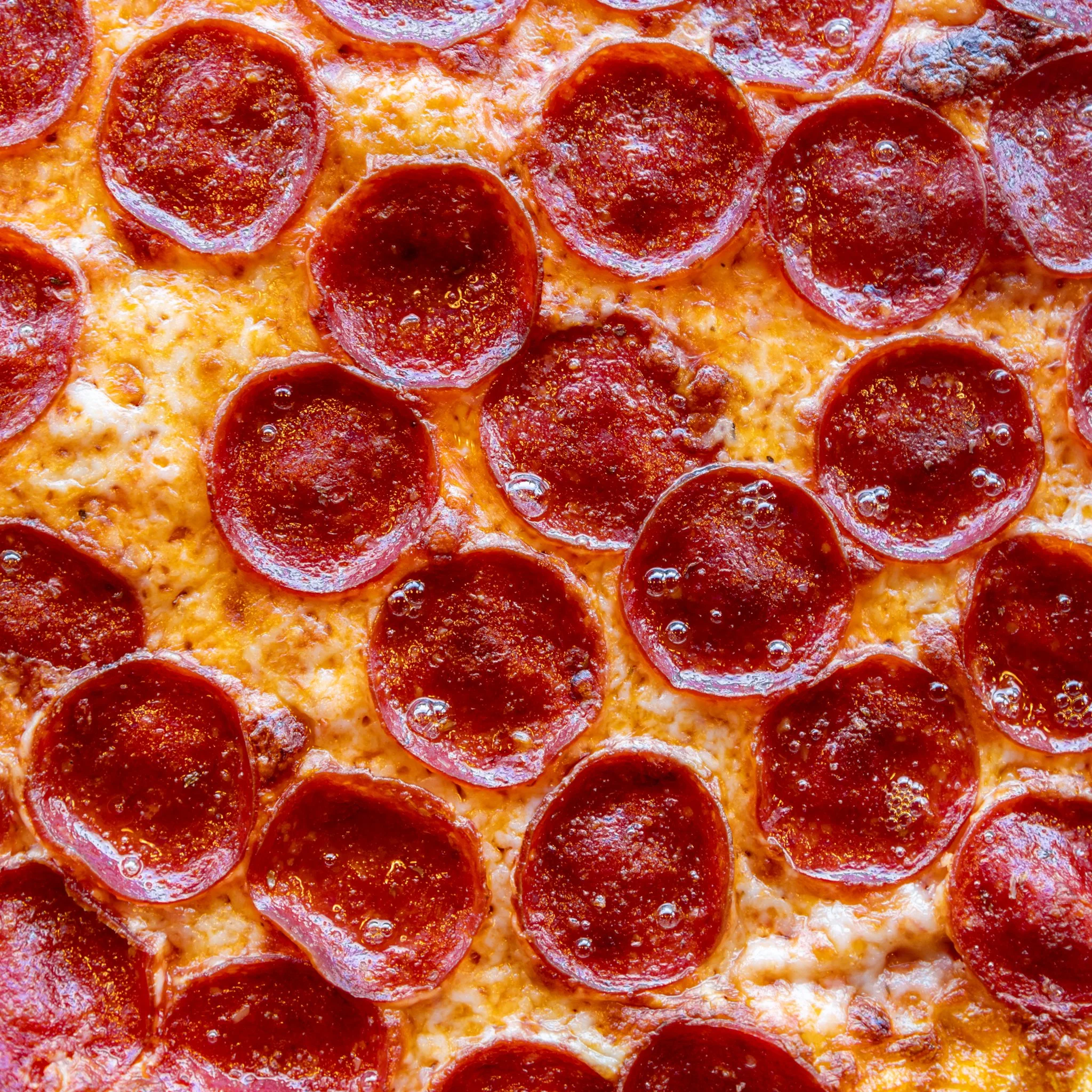 Theo_s - Pepperoni-2.jpg
